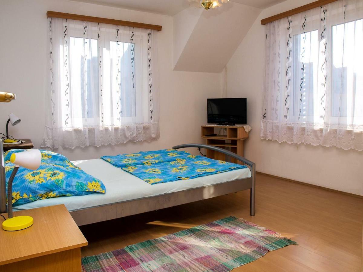 Apartments Vukovic Postira Kültér fotó