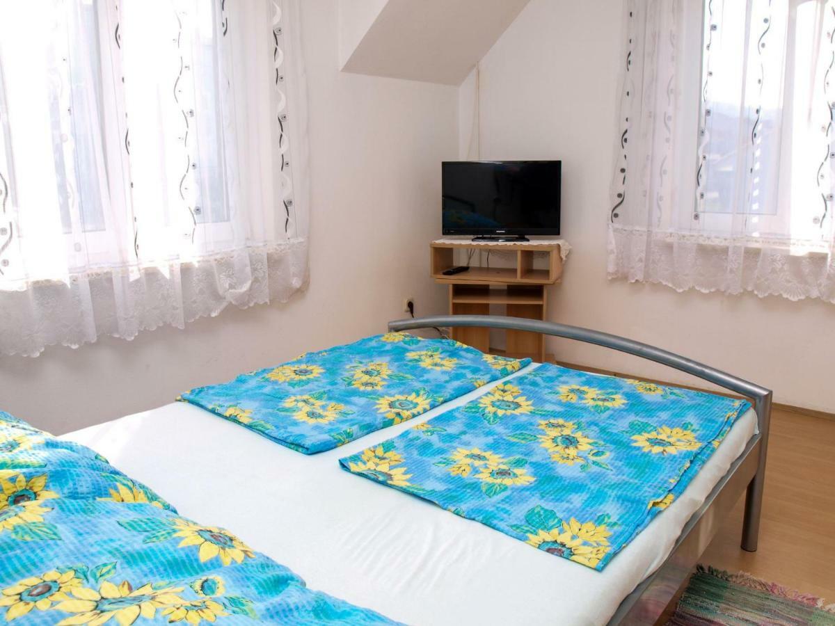 Apartments Vukovic Postira Kültér fotó